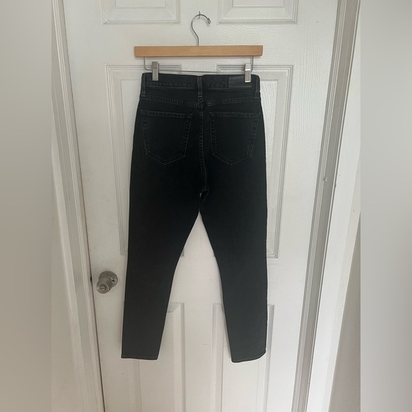 Goldsign Black The High Rise Slim Jeans in Color: Used Black Size 25 - Picture 4 of 10